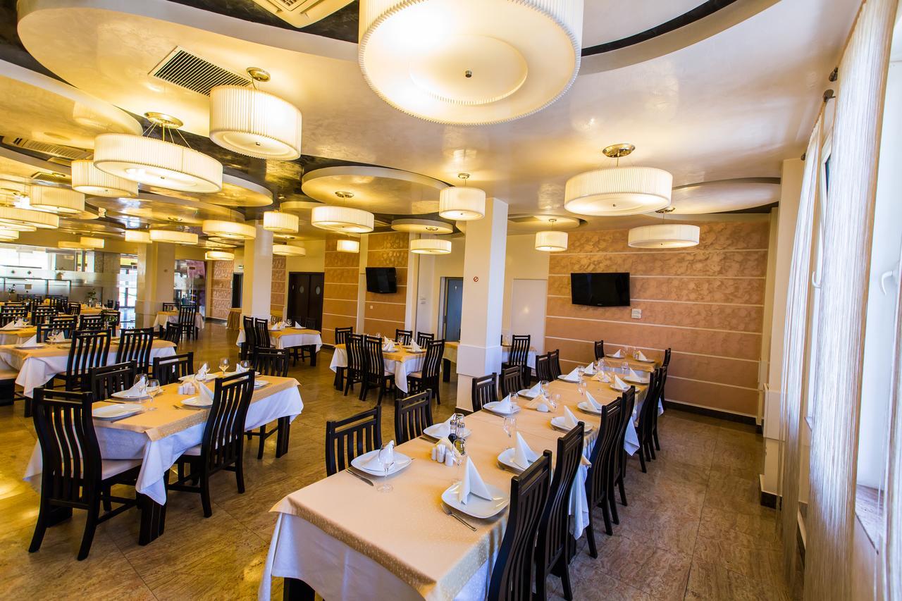 Hotel Grandis Apulum Mioveni Exterior photo